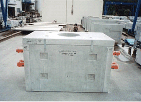 C.C.BOX