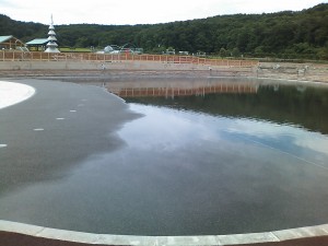 親水池
