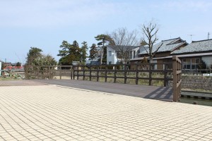西川ふれあい公園デッキ竣工 003