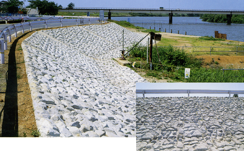 白根市 信濃川 〔割石模様〕 白根市 信濃川 〔割石模様〕